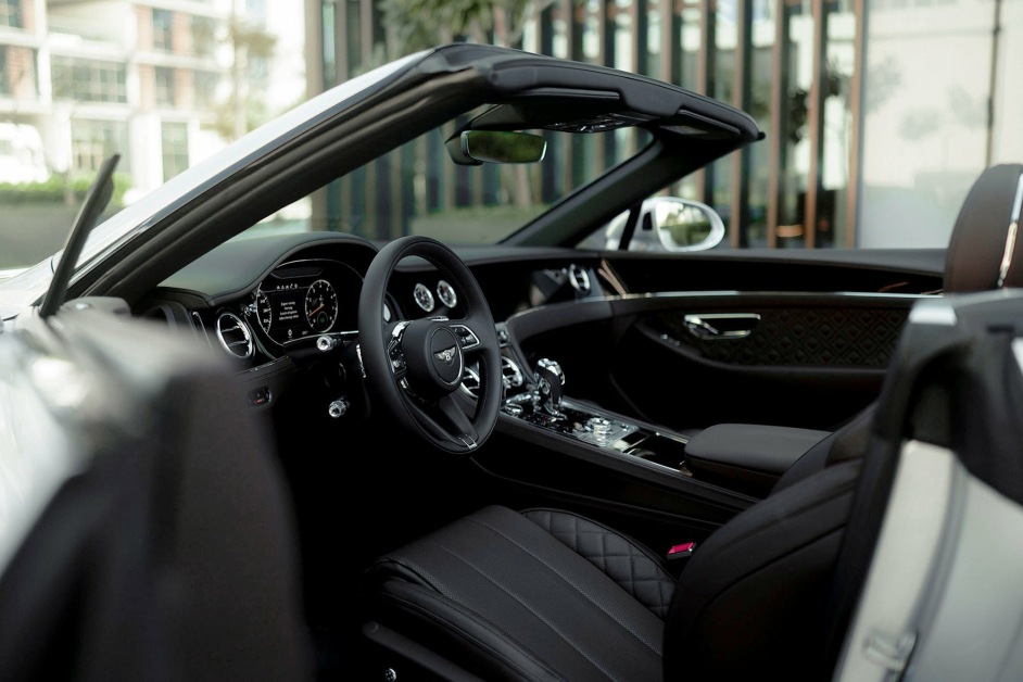Аренда Bentley Continental Convertible в Дубае