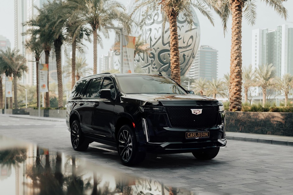 Аренда Cadillac Escalade ESV в Дубае