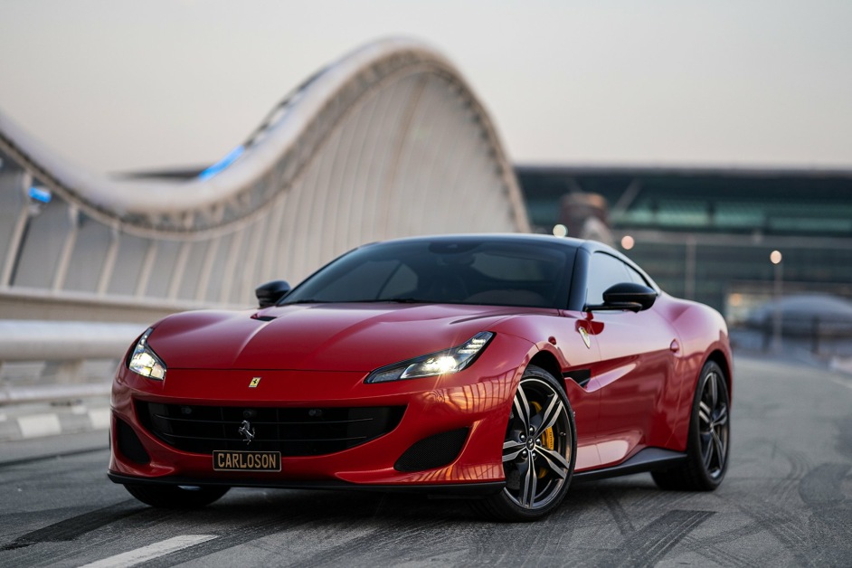 Аренда Ferrari Portofino в Дубае