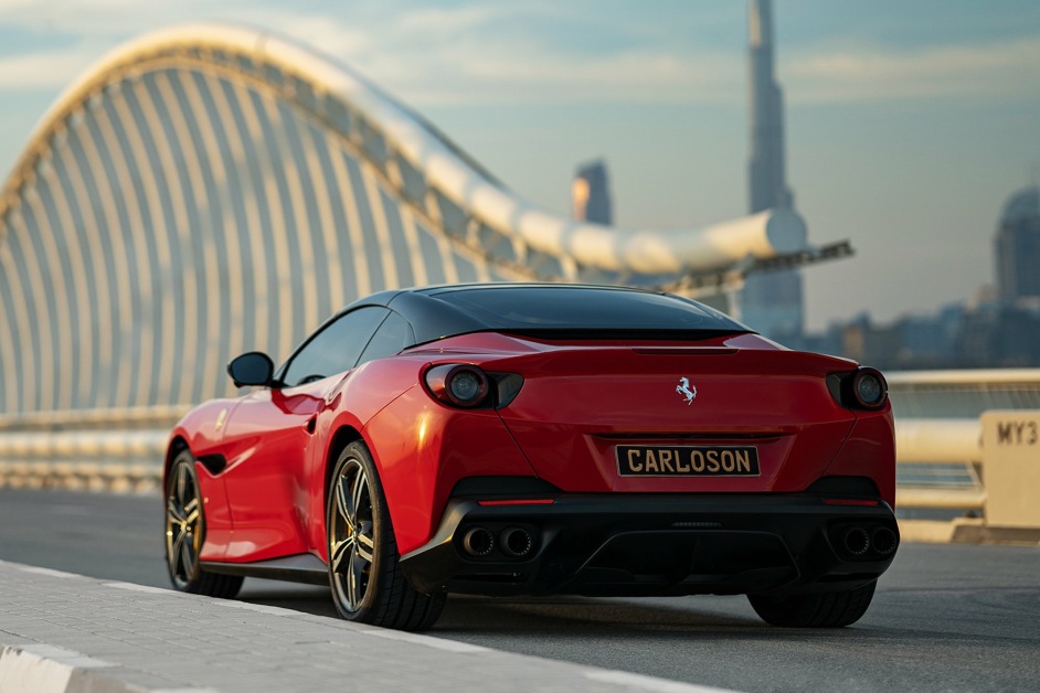 Аренда Ferrari Portofino в Дубае