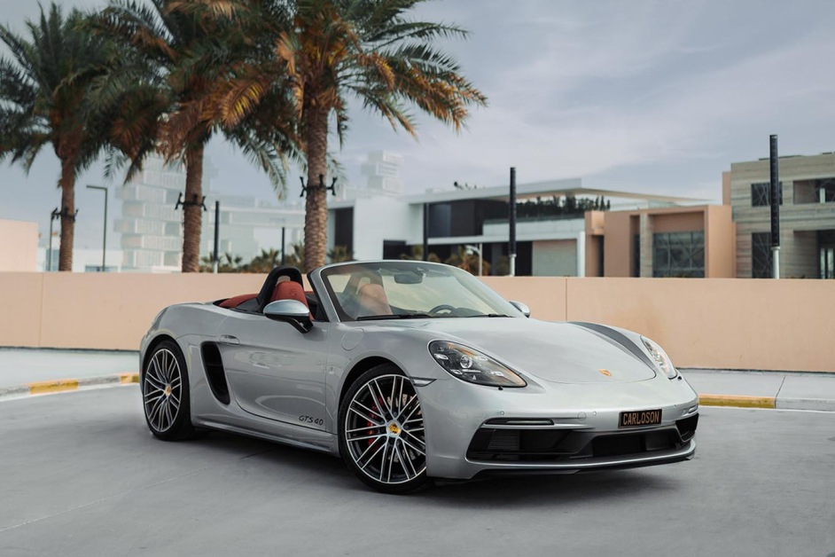 Аренда Porsche Boxster GTS в Дубае