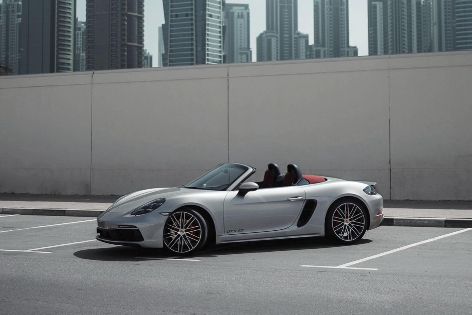 Аренда Porsche Boxster GTS в Дубае