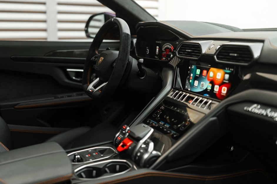 Аренда Lamborghini Urus в Дубае