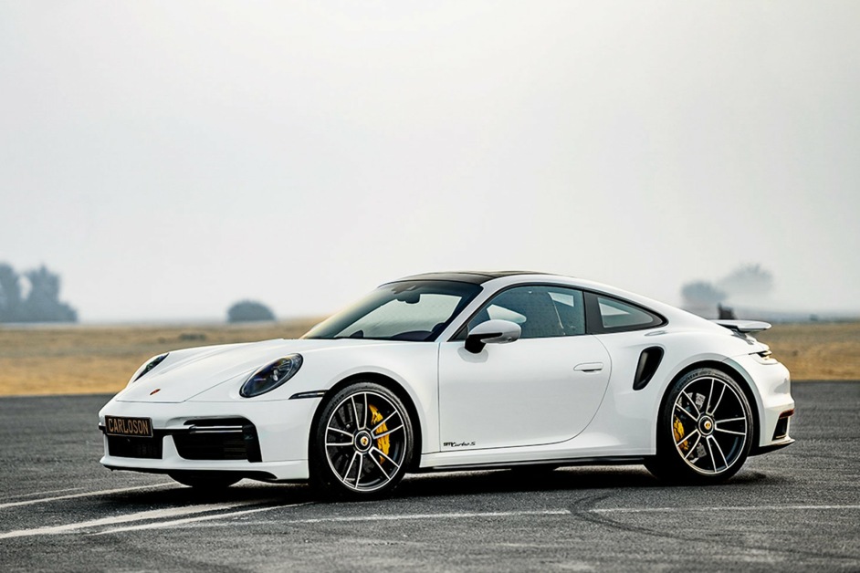 Аренда Porsche 911 Turbo S в Дубае