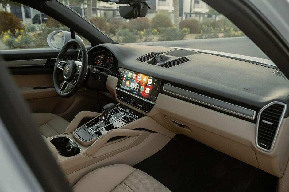 Аренда Porsche Cayenne Coupe в Дубае