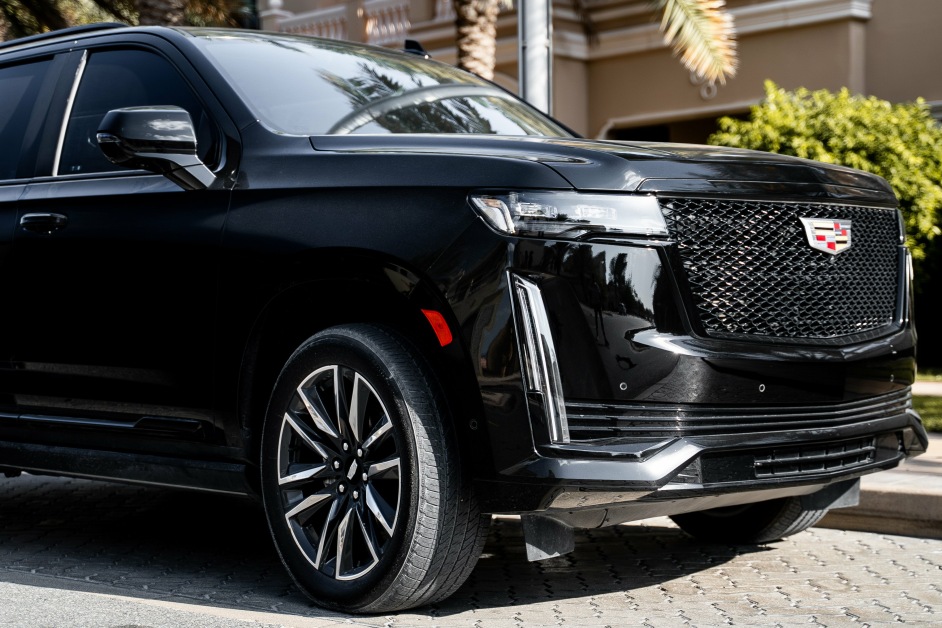 Аренда Cadillac Escalade в Дубае