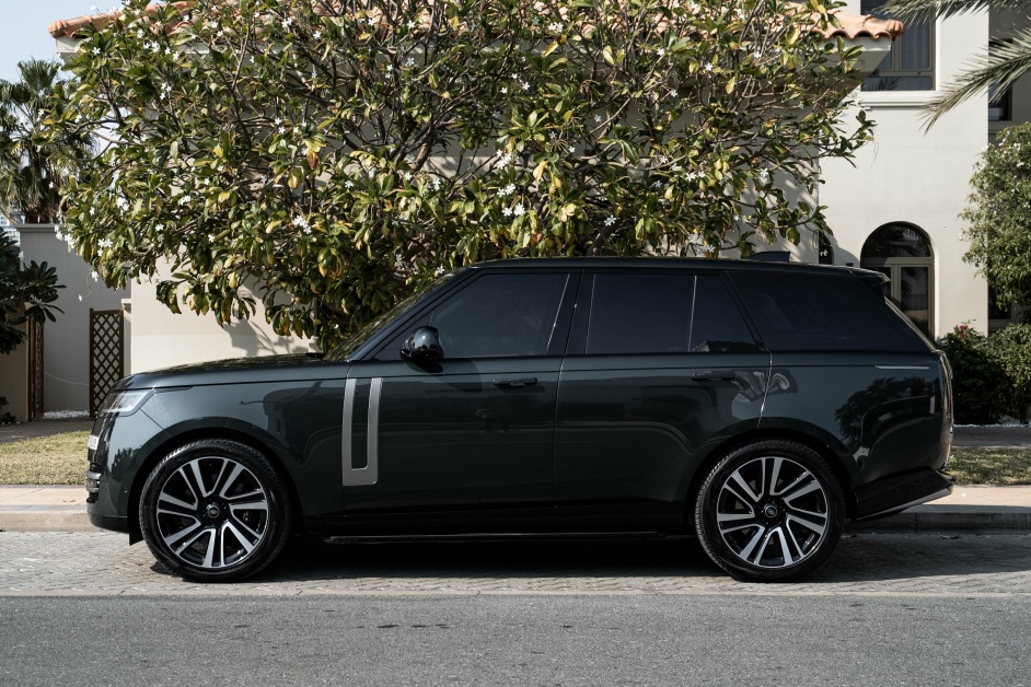 Аренда Range Rover Vogue в Дубае