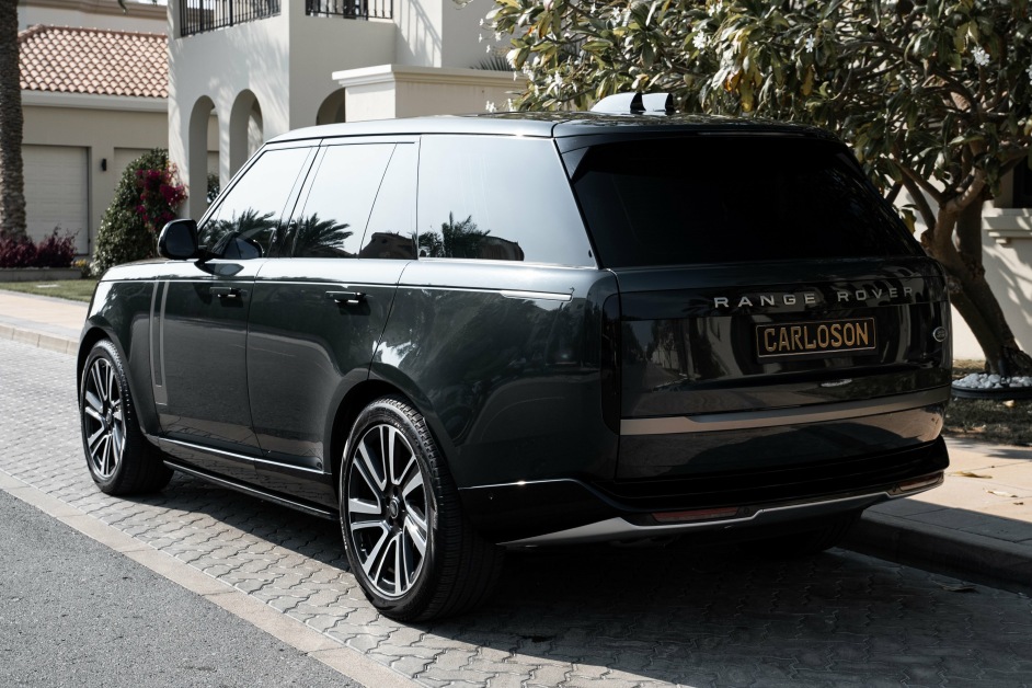 Аренда Range Rover Vogue в Дубае