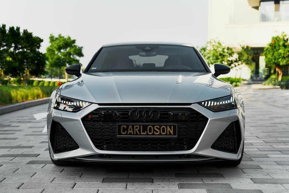 Аренда Audi RS7 в Дубае
