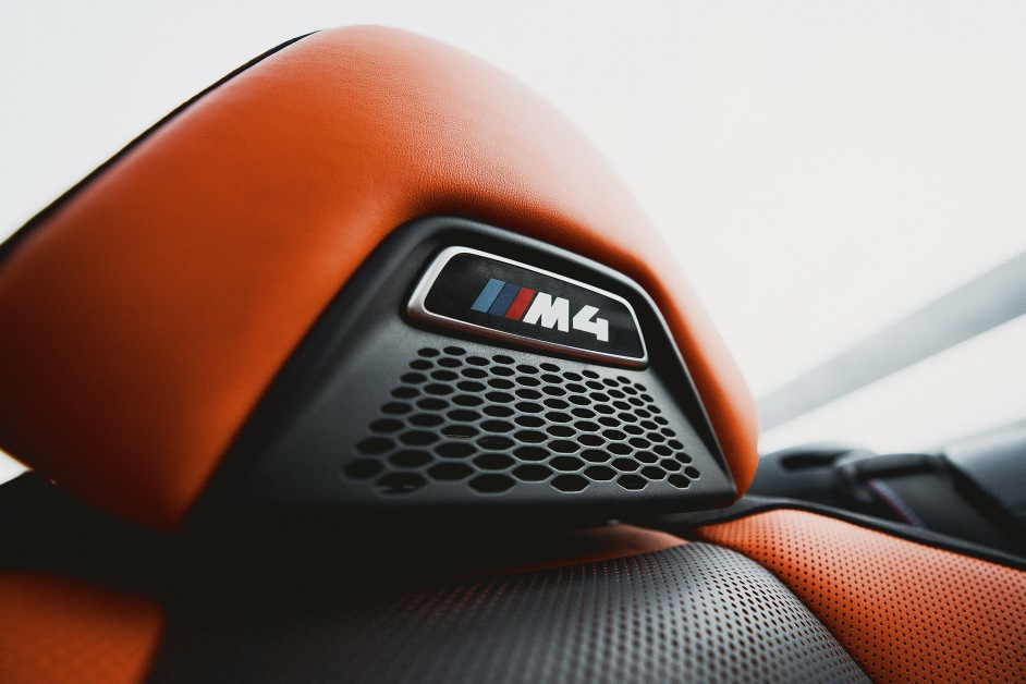 Аренда BMW M4 Competition в Дубае