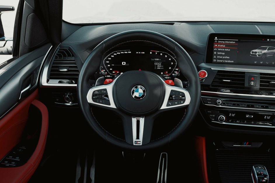 Аренда BMW X3 M Competition в Дубае