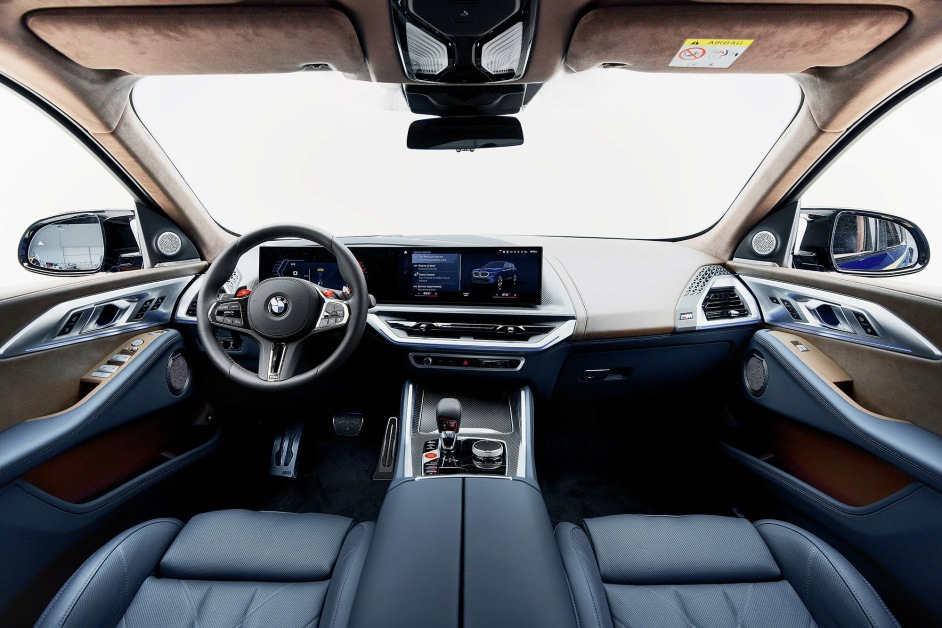 Аренда BMW XM в Дубае