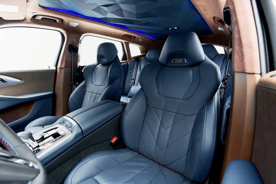 Аренда BMW XM в Дубае