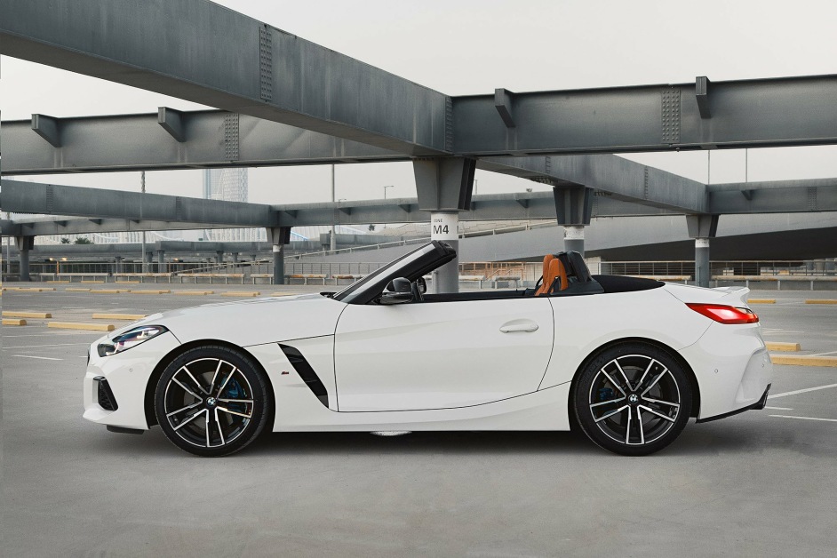 Аренда BMW Z4 M40i в Дубае