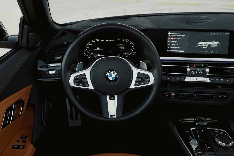 Аренда BMW Z4 M40i в Дубае