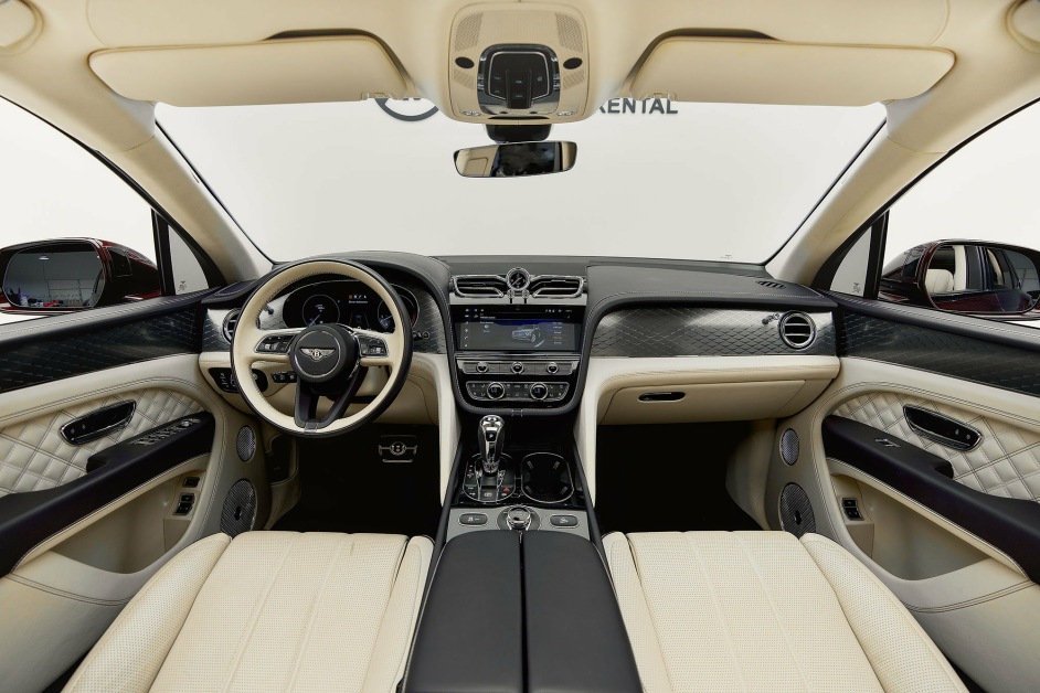 Аренда Bentley Bentayga в Дубае