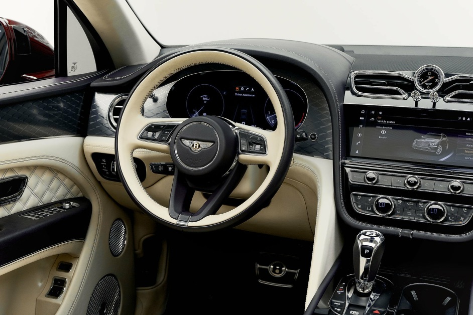 Аренда Bentley Bentayga в Дубае