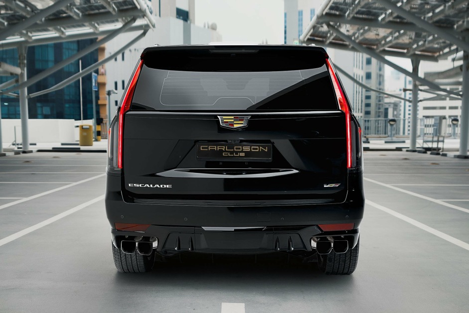 Аренда Cadillac Escalade V в Дубае