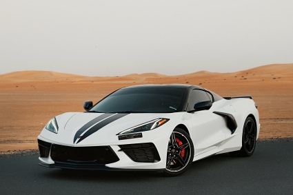 Аренда Chevrolet Corvette Stingray C8 в Дубае