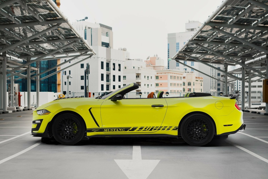 Аренда Ford Mustang Cabrio в Дубае