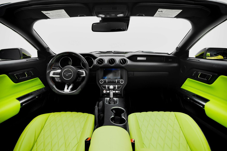 Аренда Ford Mustang Cabrio в Дубае