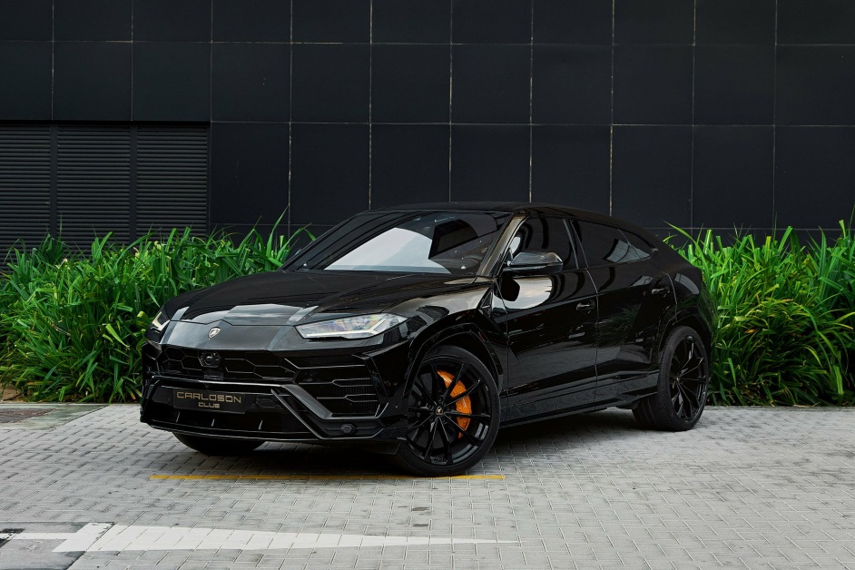 Аренда Lamborghini Urus в Дубае