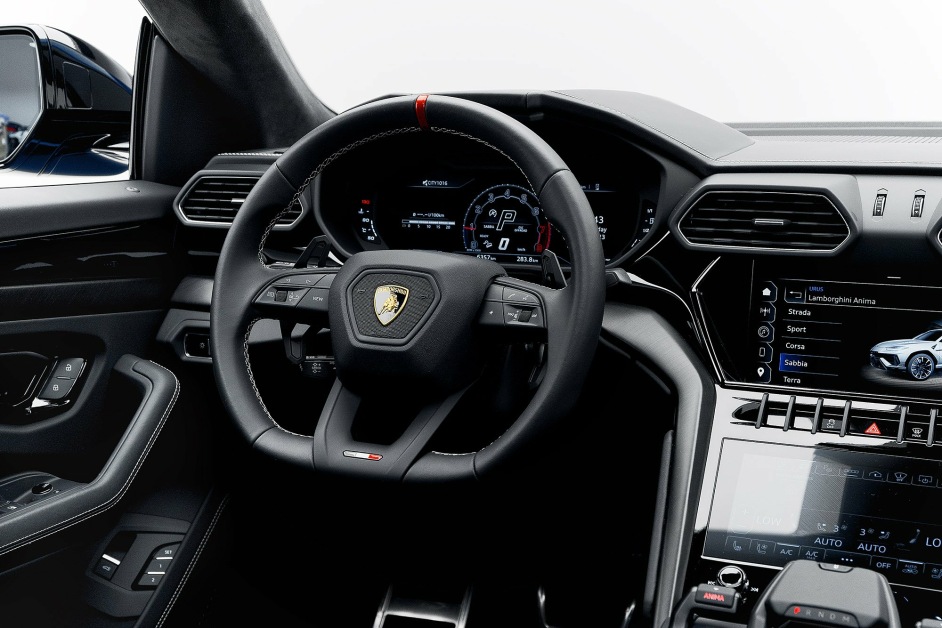Аренда Lamborghini Urus S в Дубае
