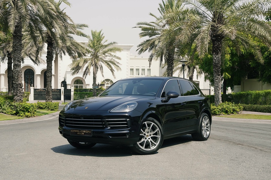 Аренда Porsche Cayenne в Дубае