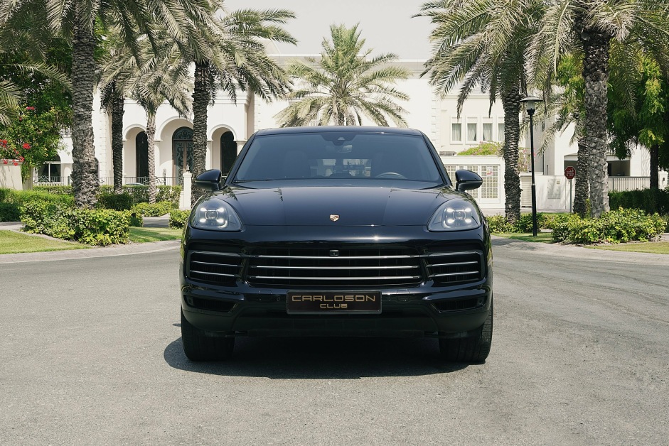 Аренда Porsche Cayenne в Дубае