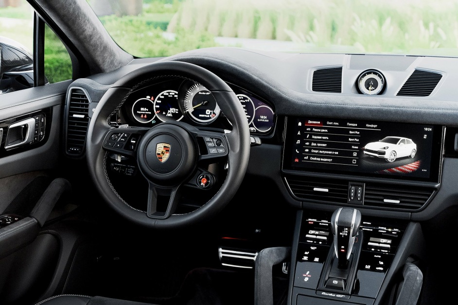 Аренда Porsche Cayenne Turbo GT в Дубае