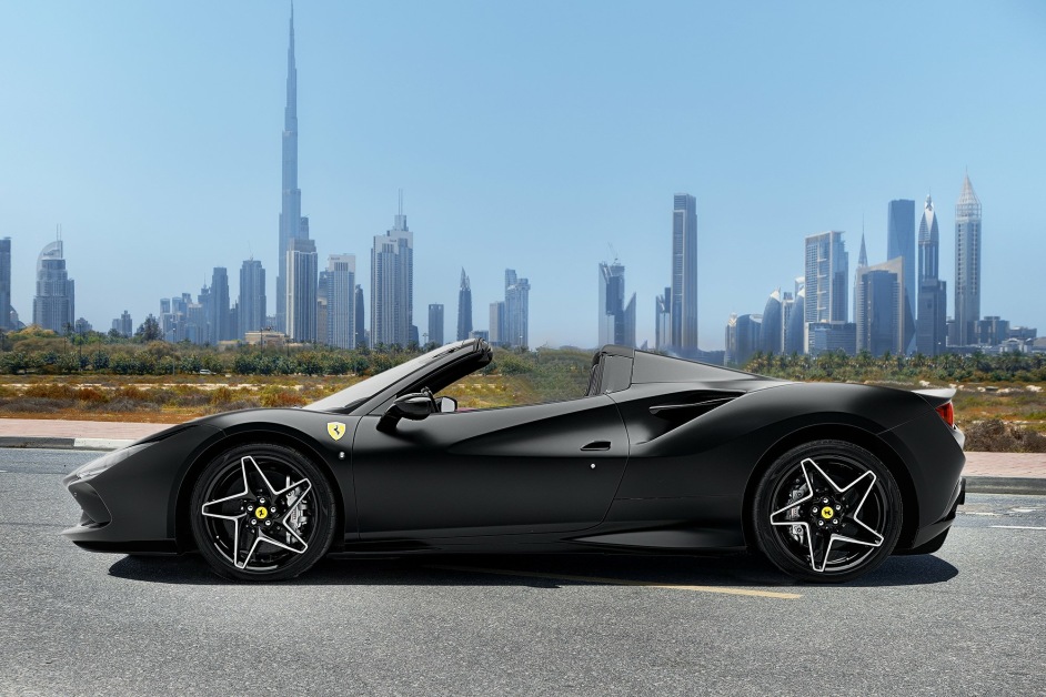 Аренда Ferrari F8 Spider в Дубае