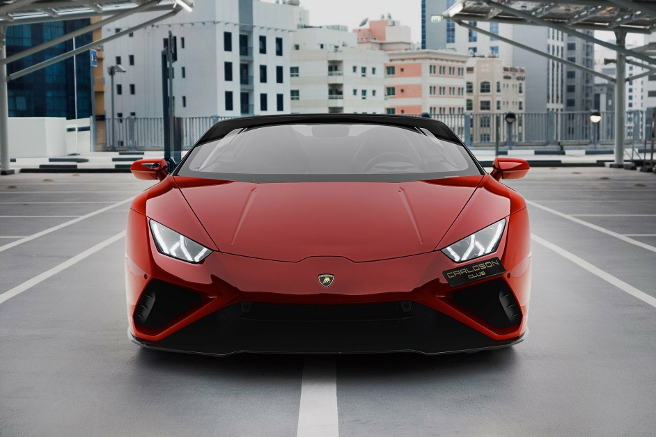 Аренда Lamborghini Huracan Evo Spyder в Дубае