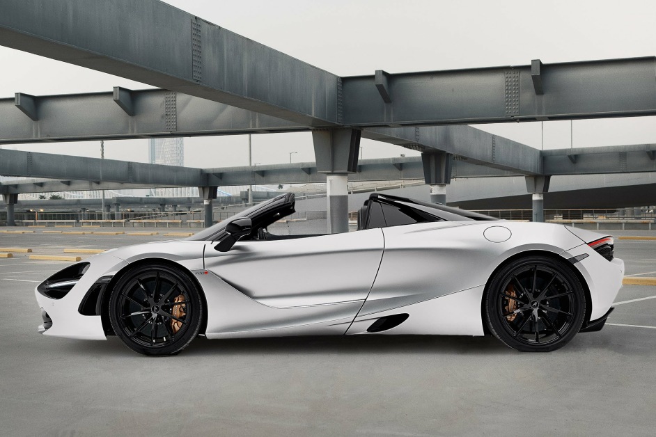 Аренда Maclaren 720S Spider в Дубае
