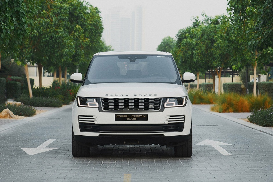 Аренда Range Rover Vogue HSE в Дубае