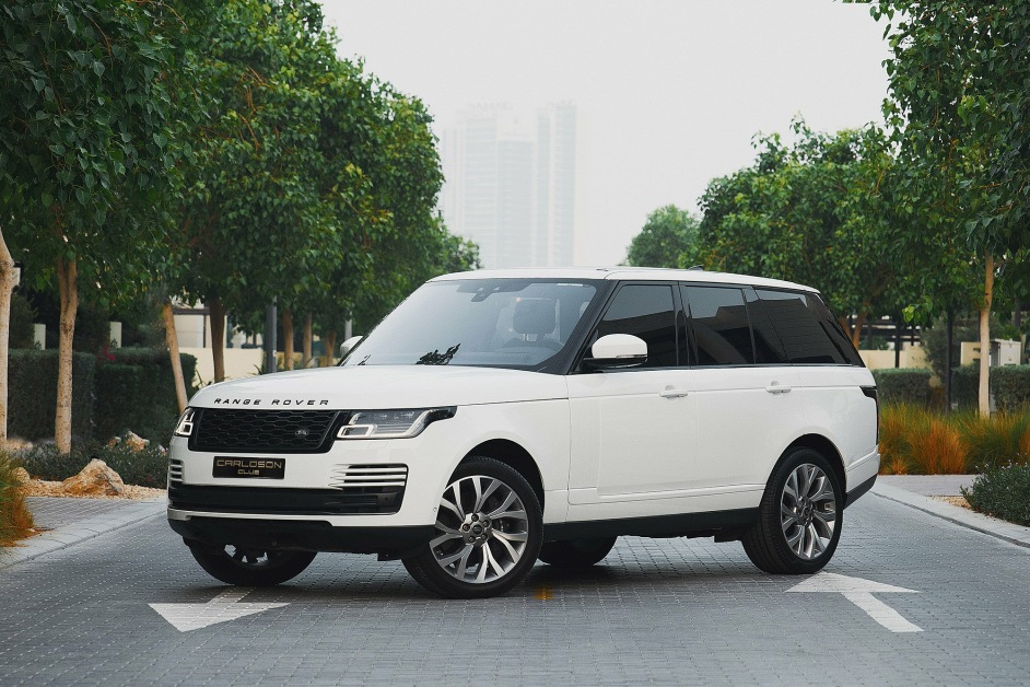 Аренда Range Rover Vogue HSE в Дубае