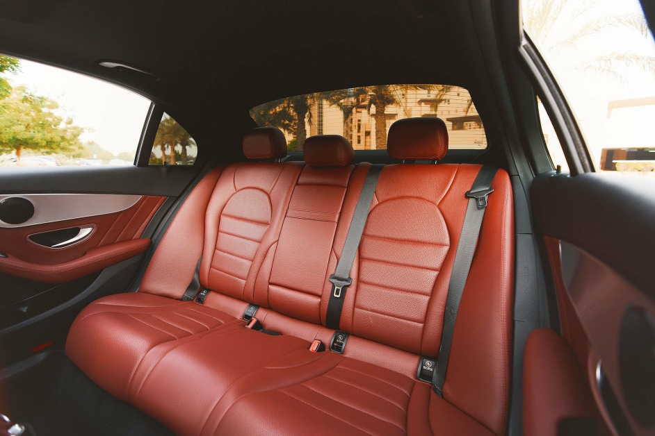 Аренда Mercedes C300 в Дубае