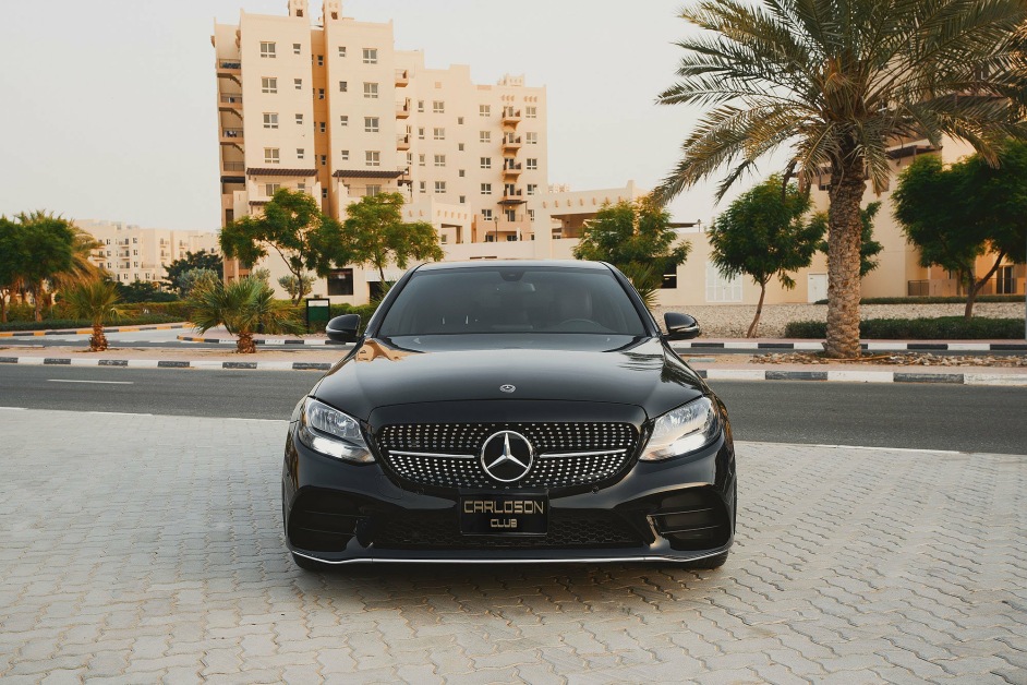 Аренда Mercedes C300 в Дубае