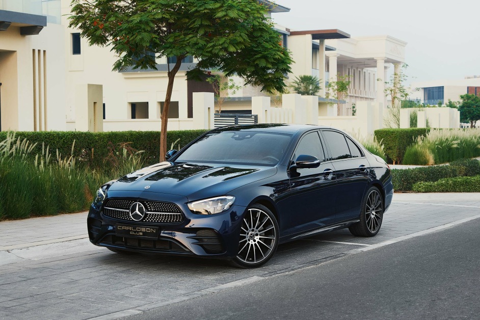 Аренда Mercedes E300 в Дубае