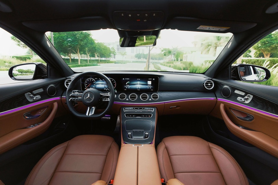 Аренда Mercedes E300 в Дубае
